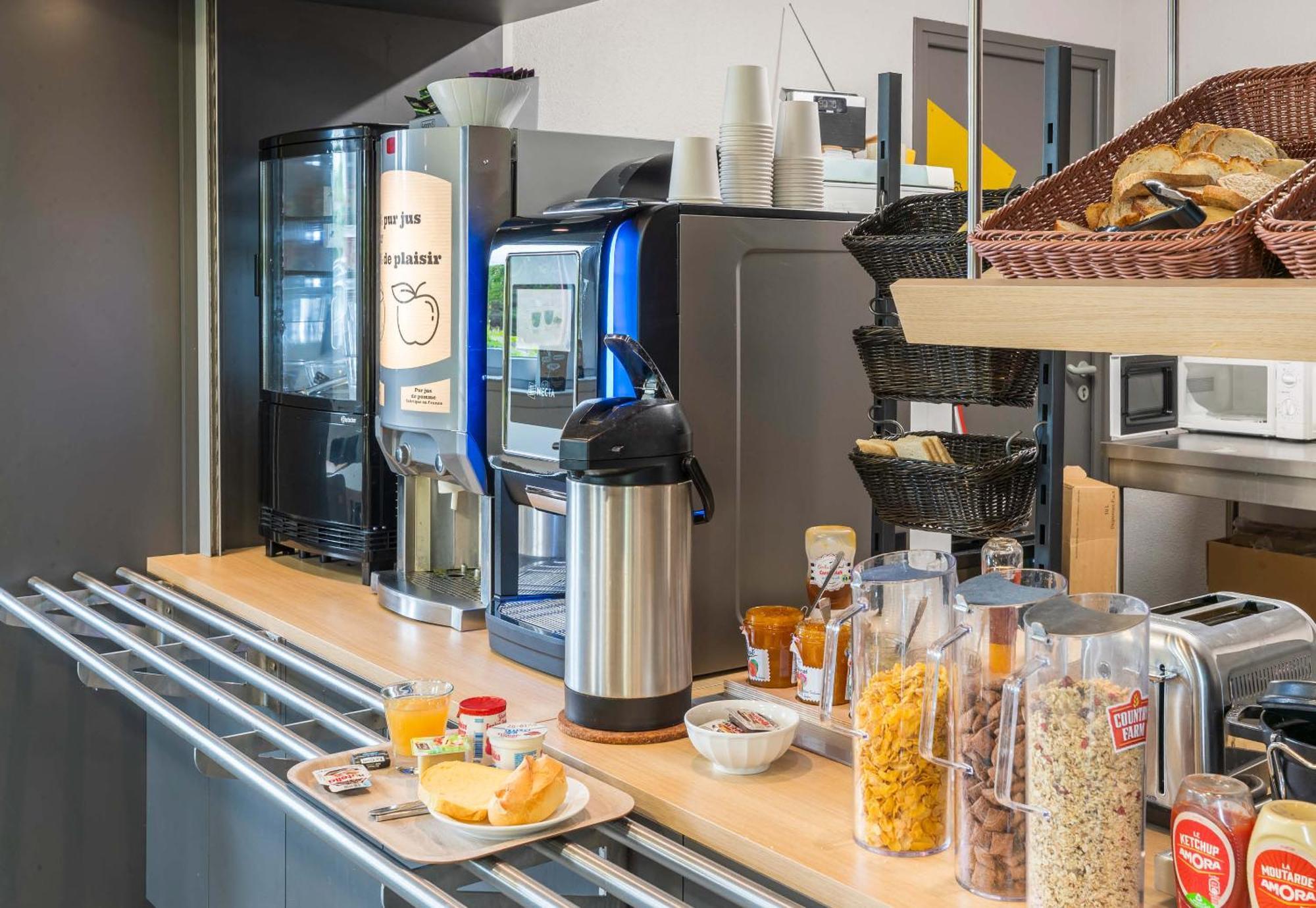 B&B Hotel Troyes Saint-Parres-Aux-Tertres Zewnętrze zdjęcie