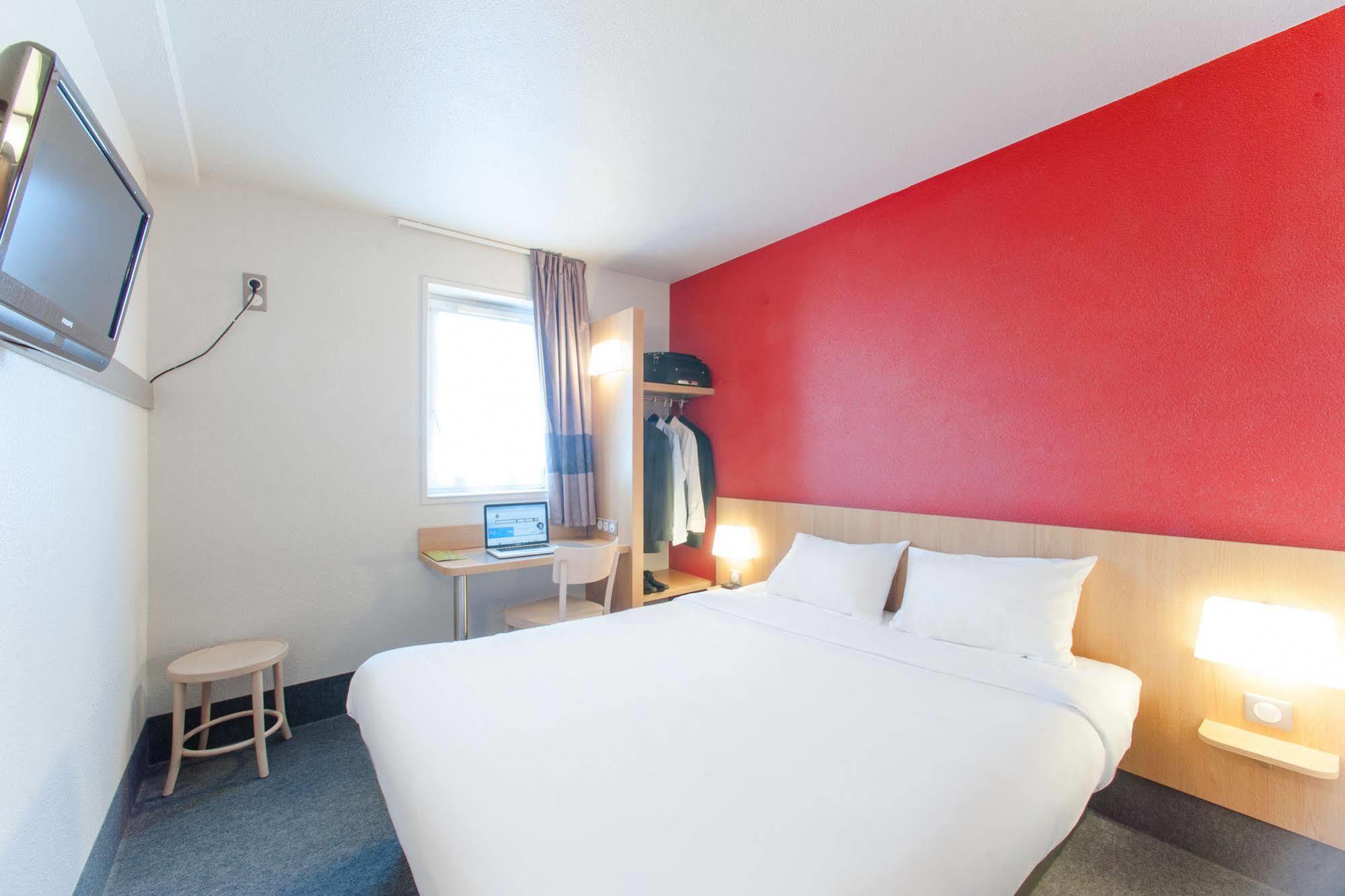 B&B Hotel Troyes Saint-Parres-Aux-Tertres Zewnętrze zdjęcie